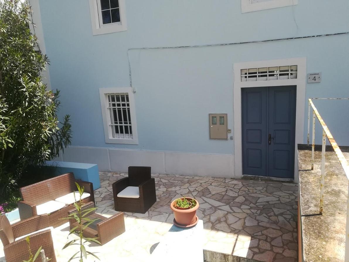 Nerezine Apartmany Centrum المظهر الخارجي الصورة